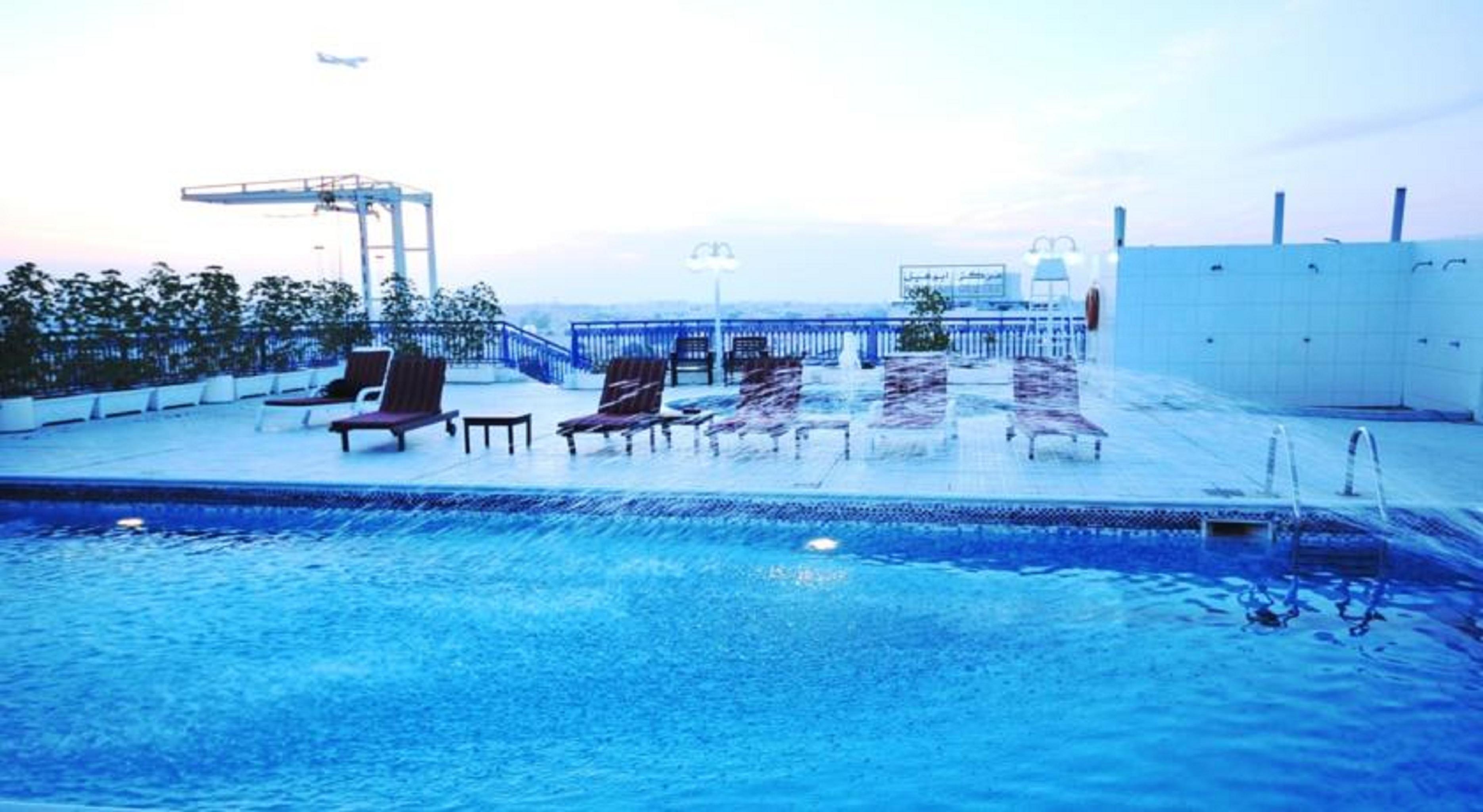 Abjad Grand Hotel Dubaï Extérieur photo