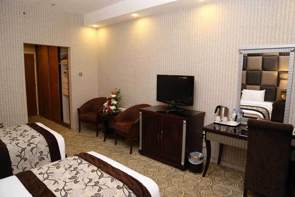 Abjad Grand Hotel Dubaï Extérieur photo