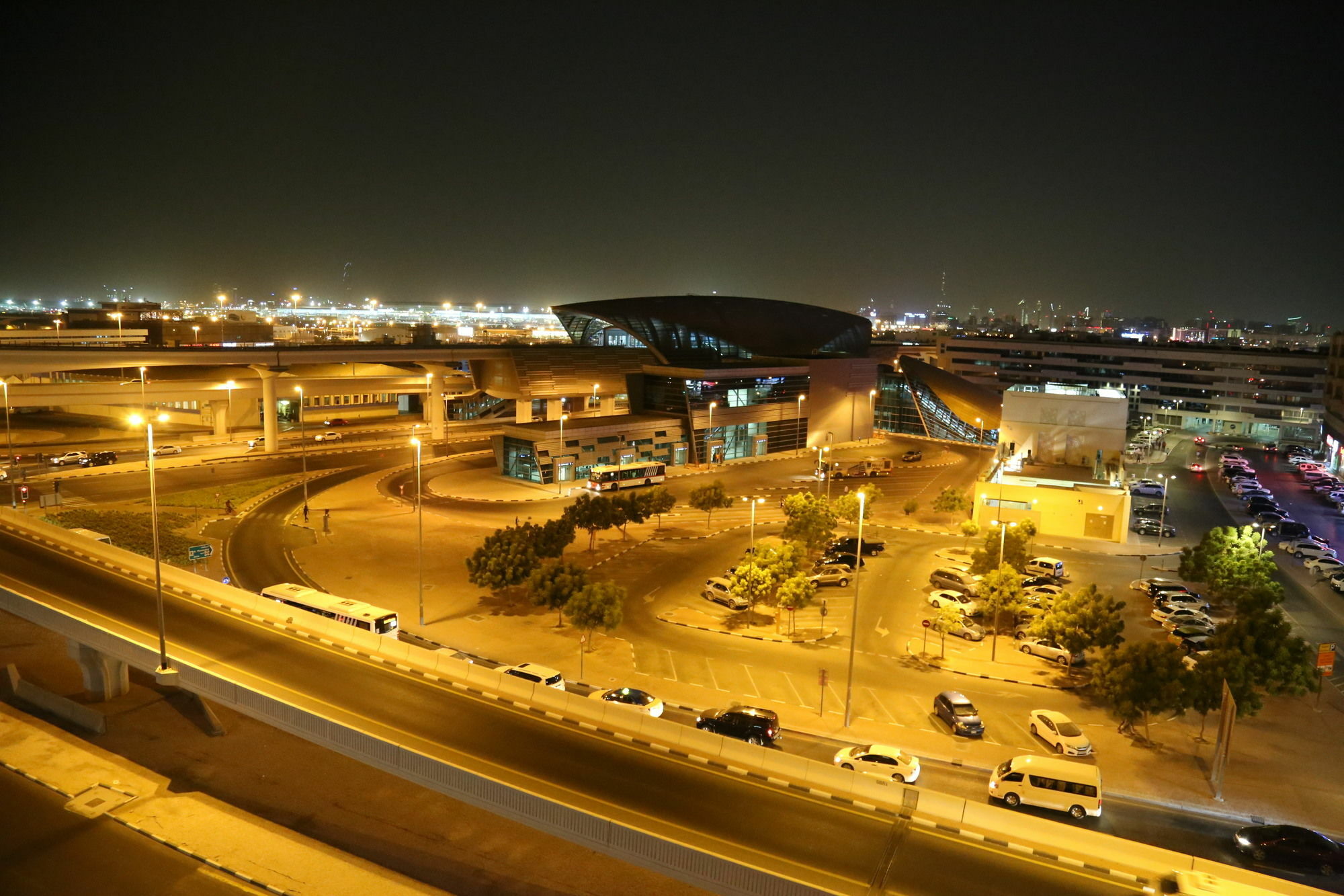 Abjad Grand Hotel Dubaï Extérieur photo